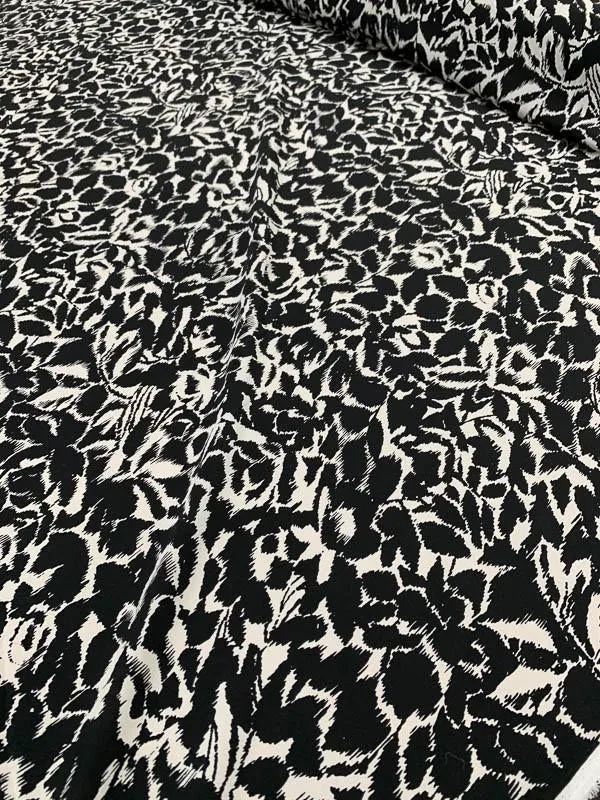 Abstract Leaf Graphic Printed Silk Crepe de Chine - Black / White