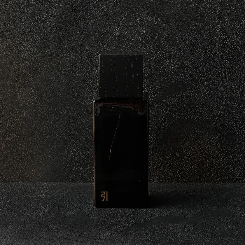 Black Fades YAN5 Eau De Parfum