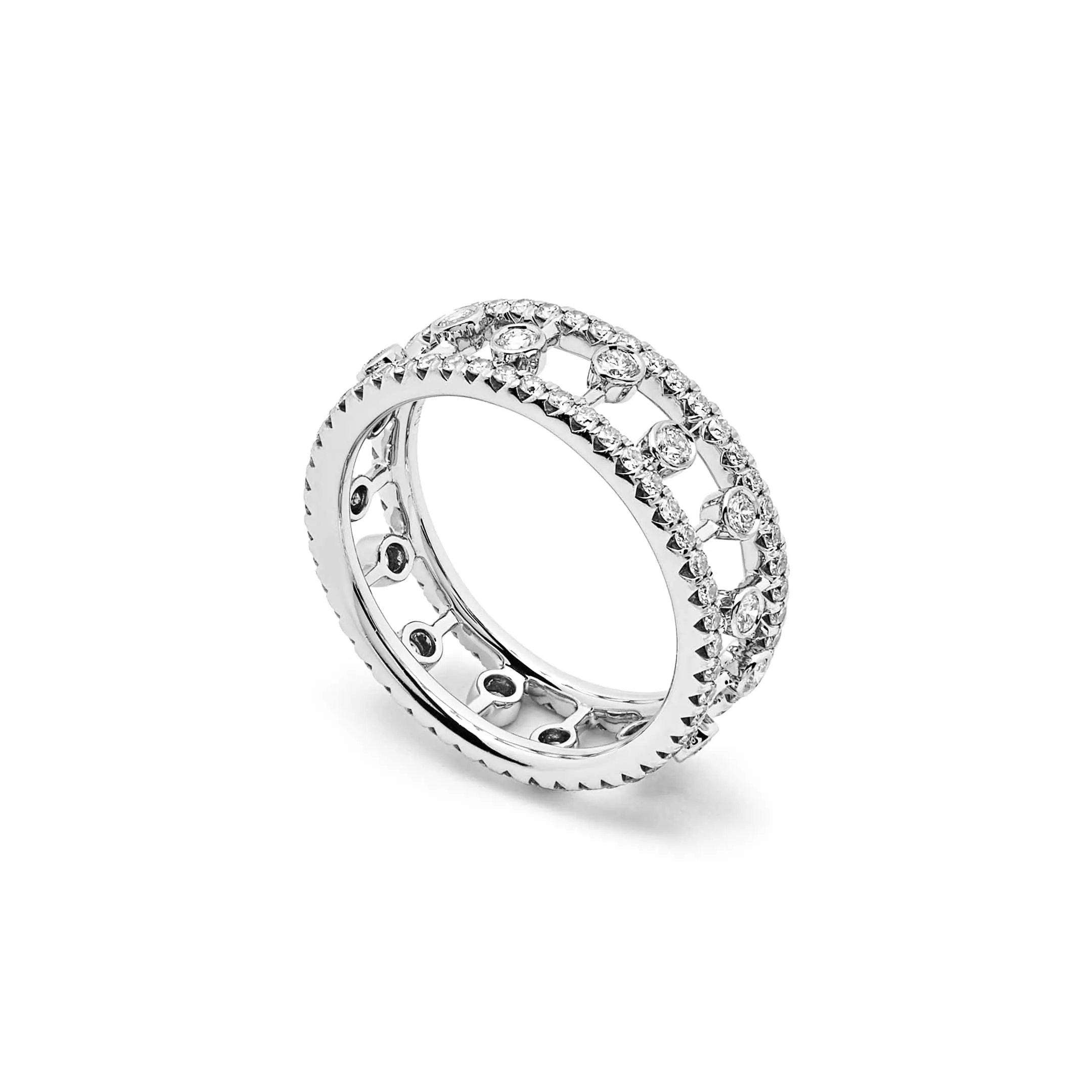 De Beers Dewdrop Band in White Gold