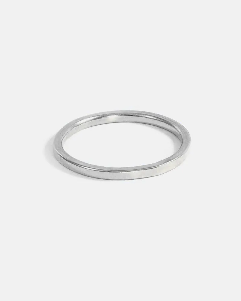 Fine Square Band Ring in 14k Gold 1.5mm