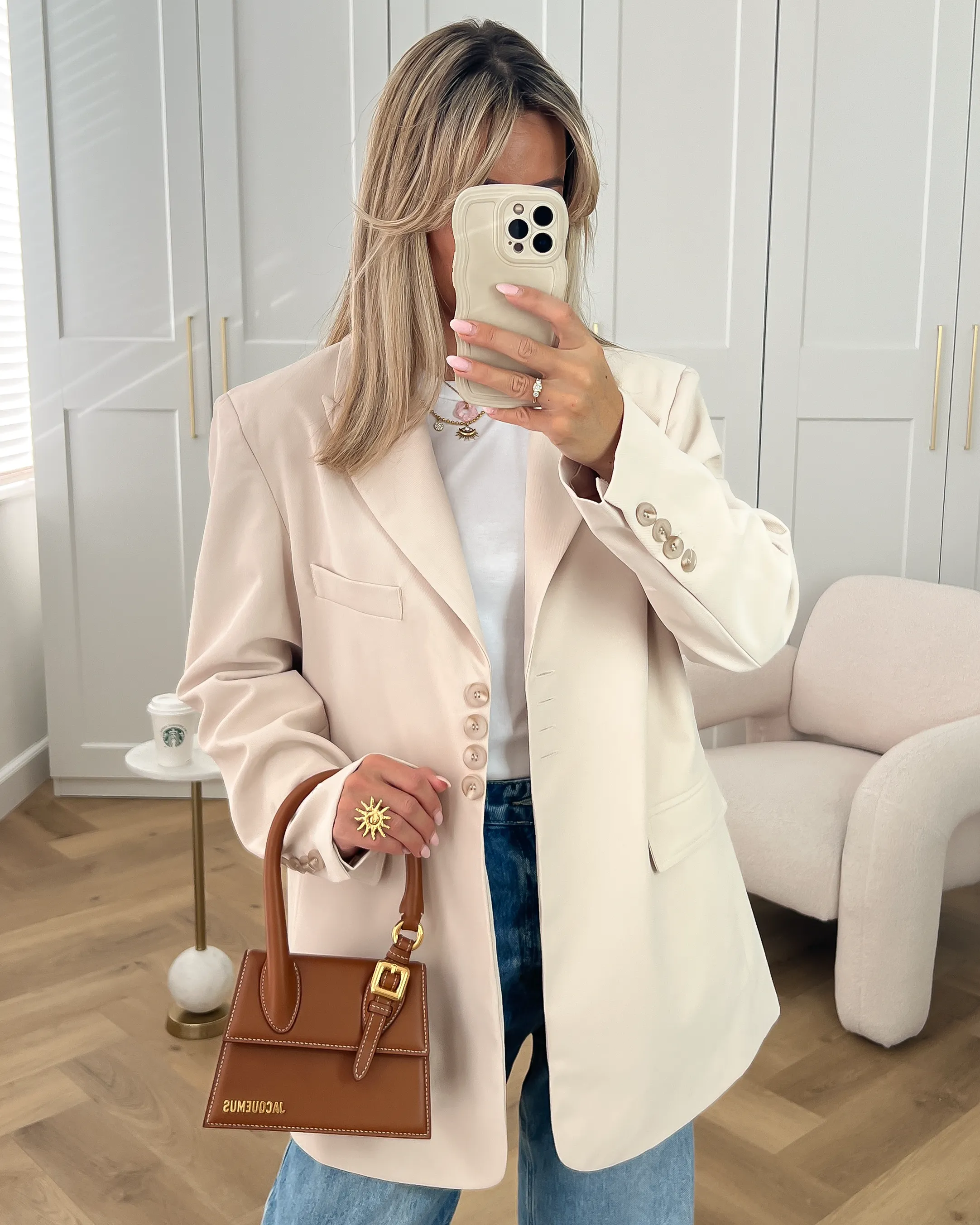 Gigi   Loulou - Oversized Blazer in Light Beige