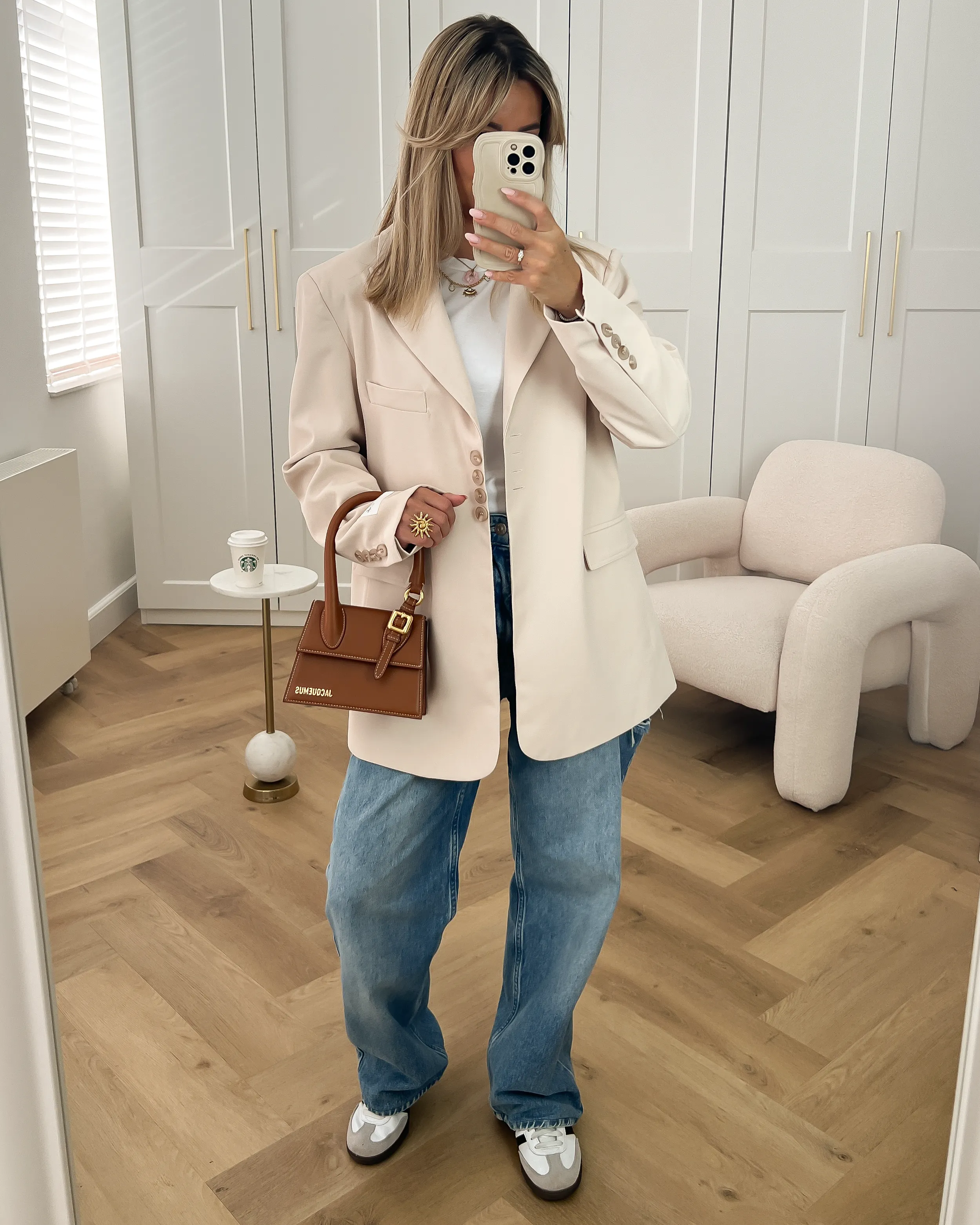 Gigi   Loulou - Oversized Blazer in Light Beige