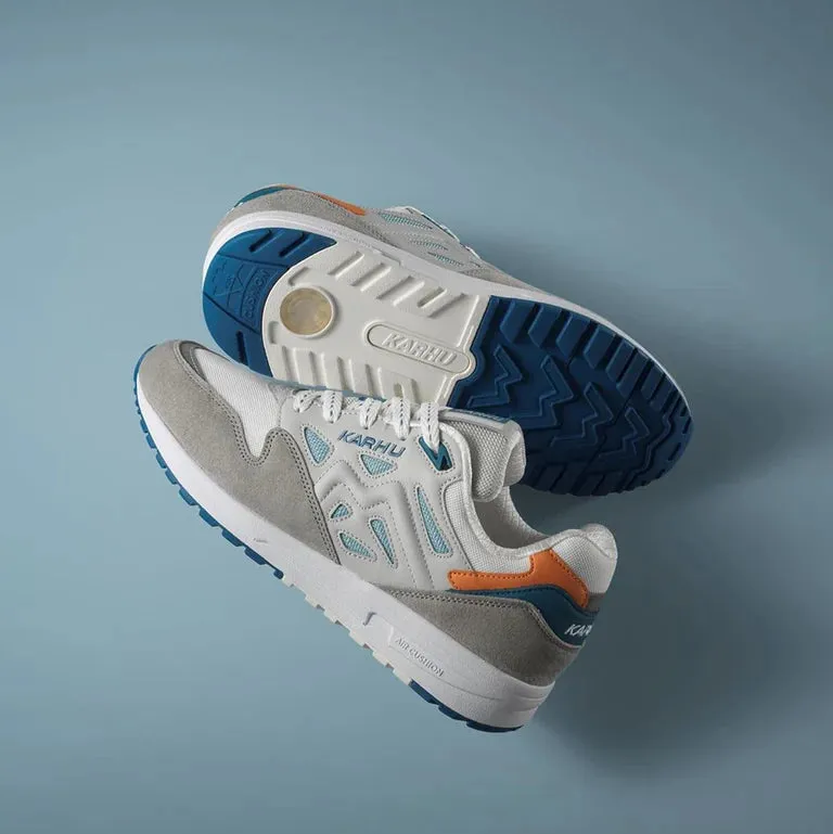 Karhu Legacy 96 I Abbey Stone/ Dawn Blue