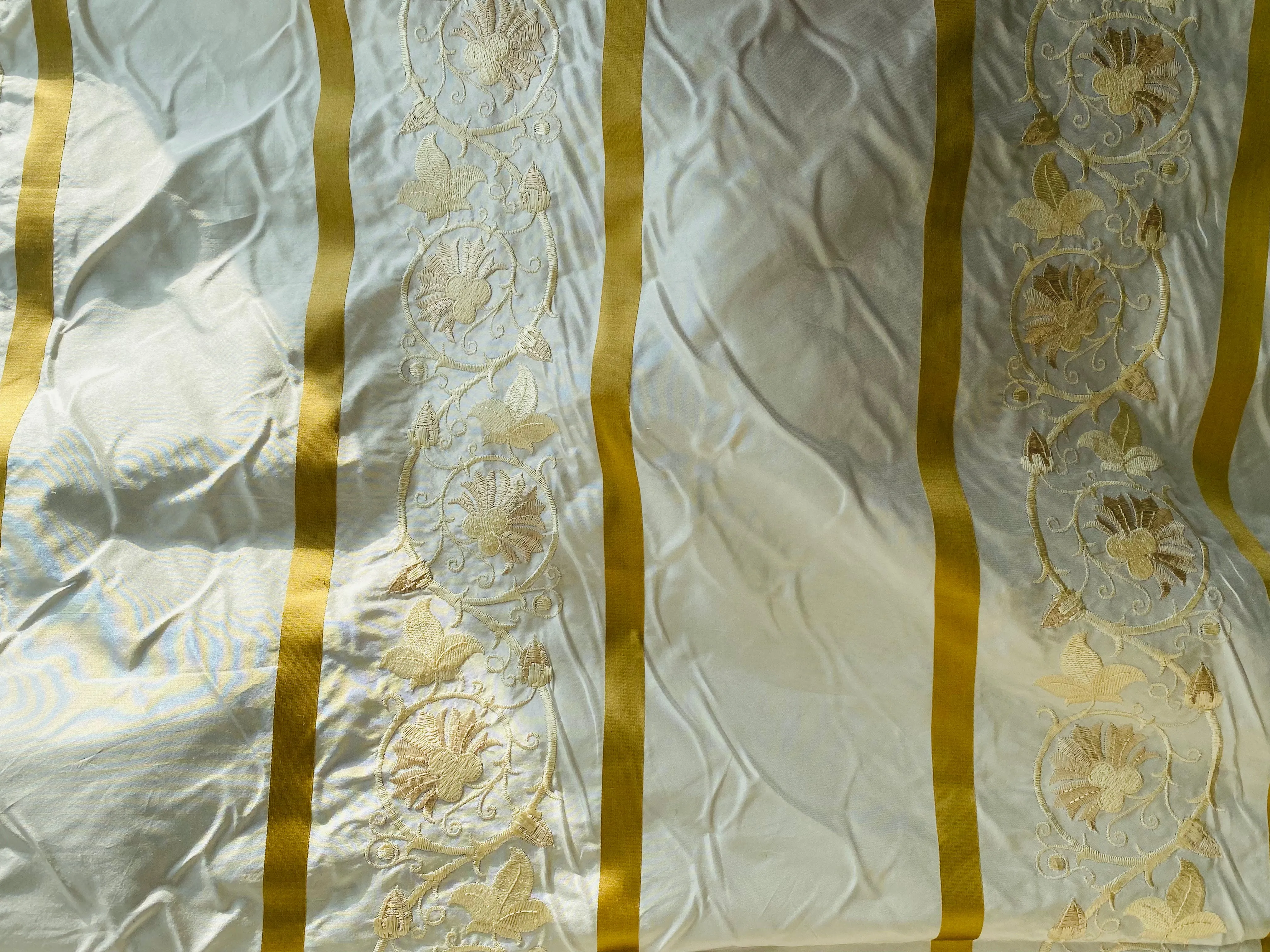 NEW Duchess Jezebel 100% Silk Taffeta Embroidered Scroll Stripe Floral Motif Cream White and Gold